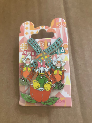 Donald Duck It’s a Small World Pin