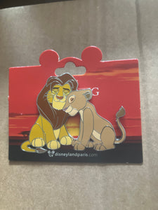 Simba & Nala Lion King Pin