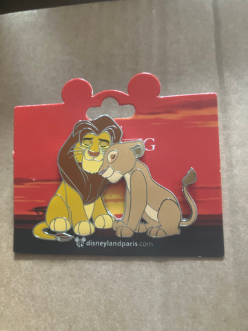 Simba & Nala Lion King Pin