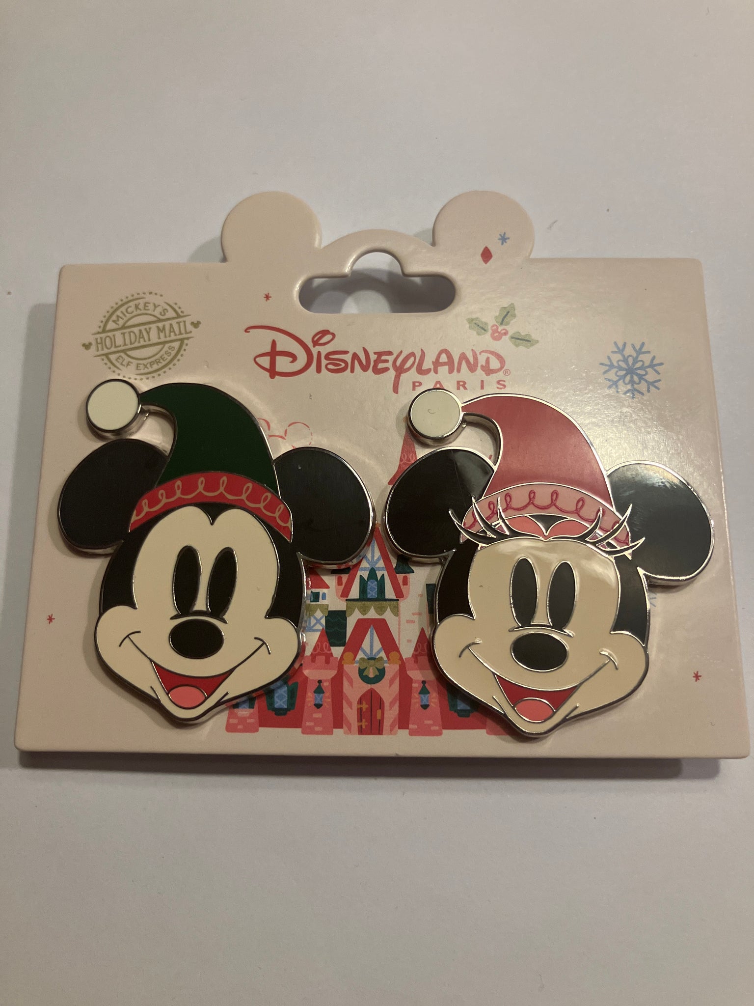 Pin navideño de Mickey y Minnie