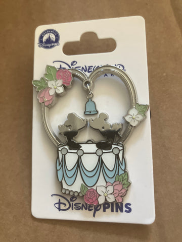 Mickey & Minnie Wedding Pin