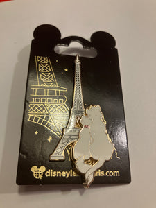 Aristocats Paris Pin