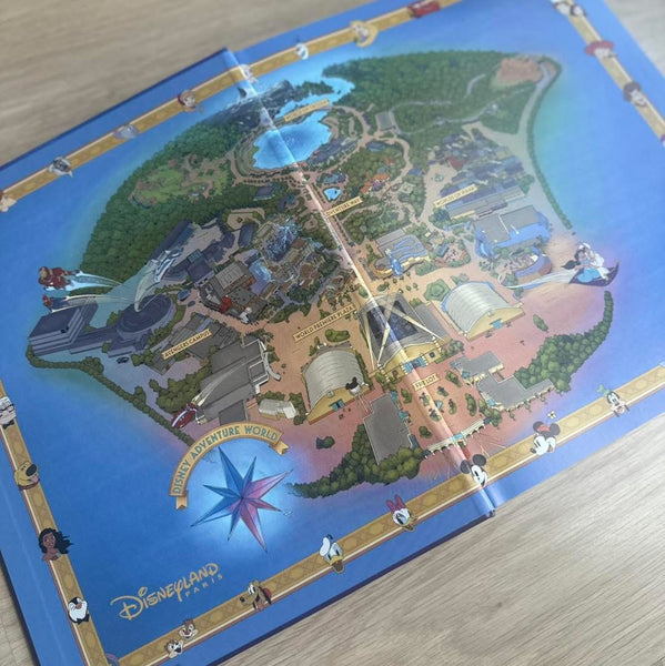 Adventure World Boek