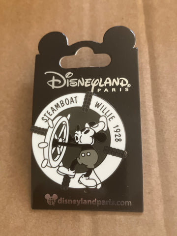 Steamboat Willy Pin