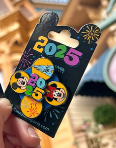 Pin giratorio Disney 2025