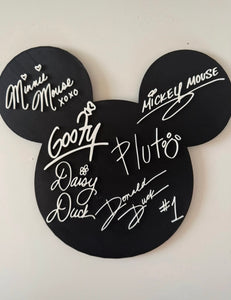 Disney Bord met Handtekeningen