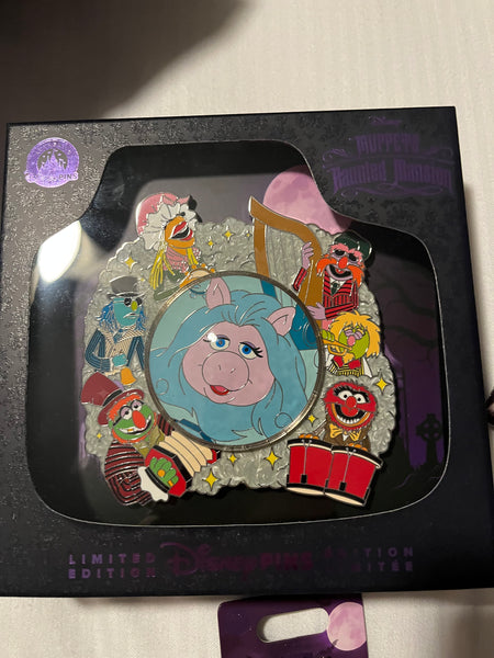 Muppets Haunted Mansion Jumbo Limited Edition Pin