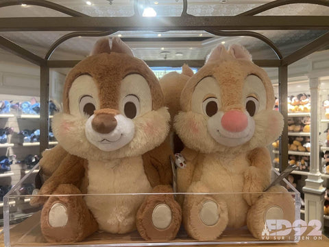 Abrazos de Chip y Dale