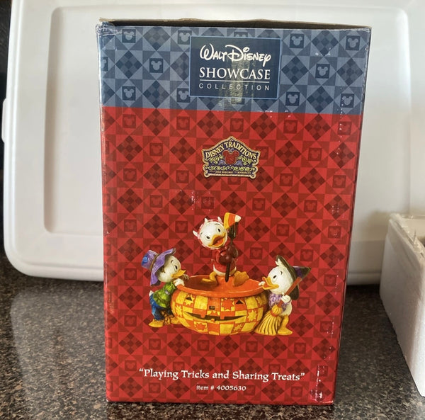 Jim Shore Showcase PLAYING TRICKS AND SHARING TREATS Huey Dewey Loui