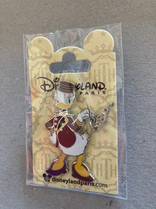 Daisy Duck HTH Disney Pin