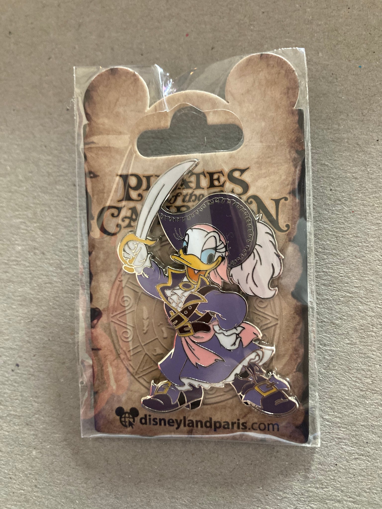 Daisy Duck Pirates Disney Pin