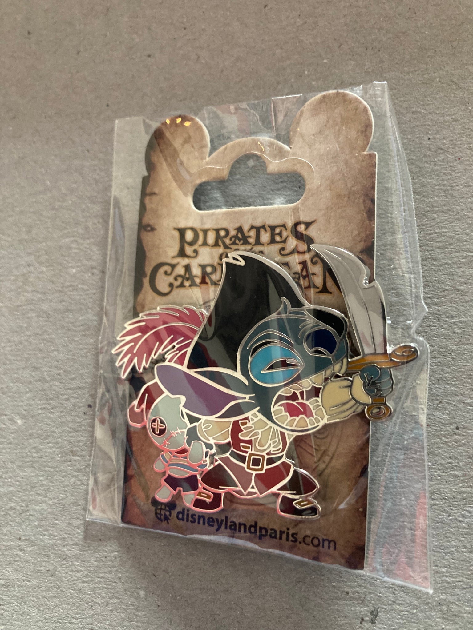 Stitch Pirates Disney Pin